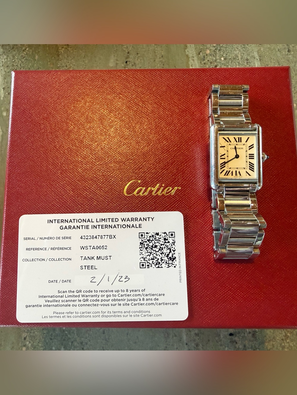 Cartier Tank Must Women's Watch - Silver Bracelet, Cream Dial